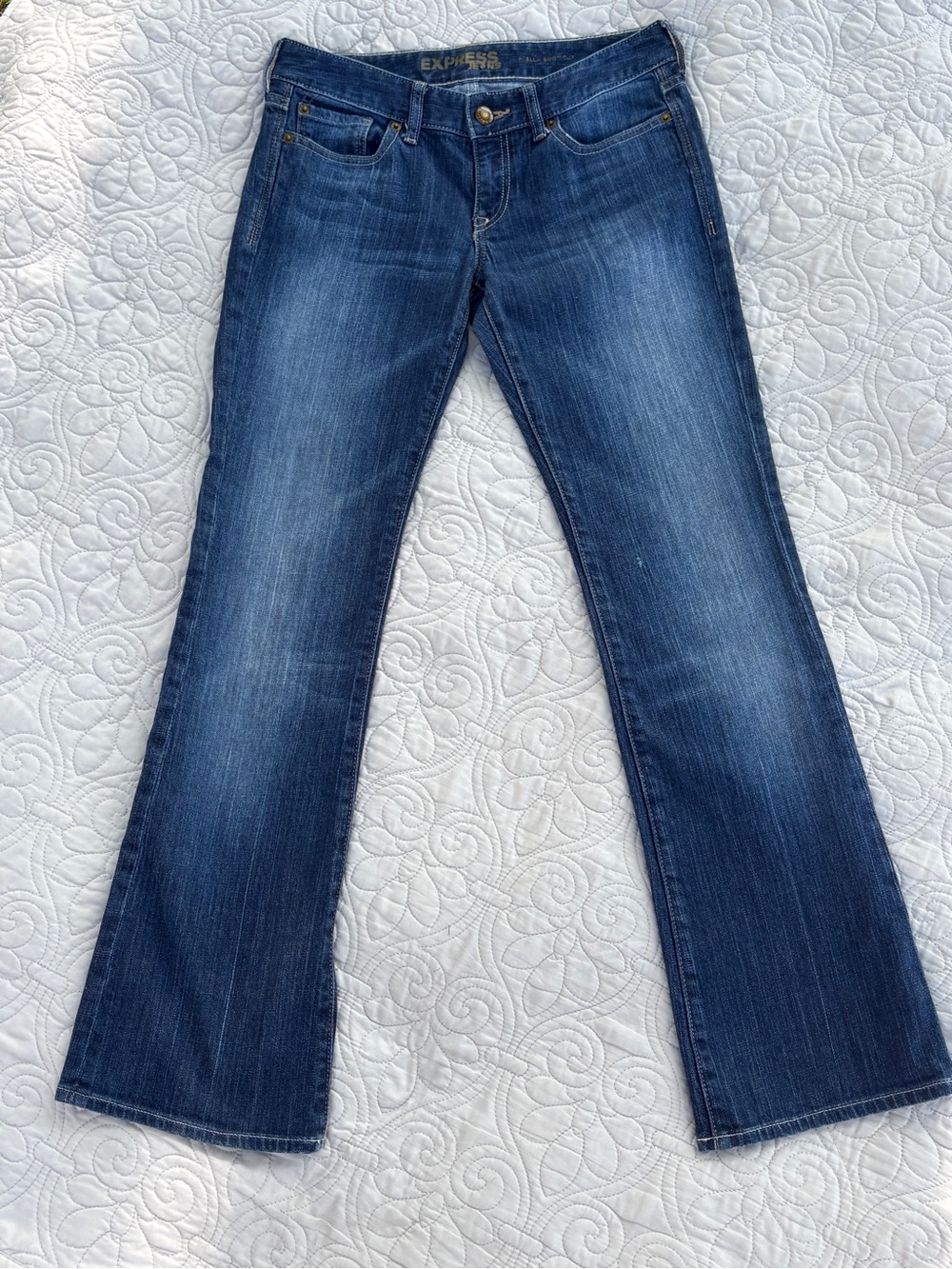Express Stella Bootcut Jeans Women’s Size 4R Medium Wash Stretch Denim